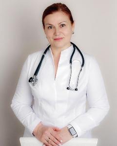 Как правильно комбинировать нитевой лифтинг и RF-омоложение? Ответит Елена Васильева, главный врач института красоты Belle Allure 