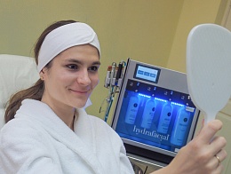 Голливудская чистка лица и омоложение Hydrafacial в Москве